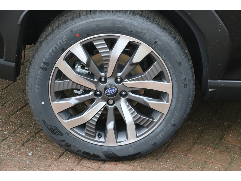 Subaru 2.0 i e-Boxer Touring SUV 5dr Petrol Hybrid Lineartronic 4WD Euro 6 (s/s) (136 ps)