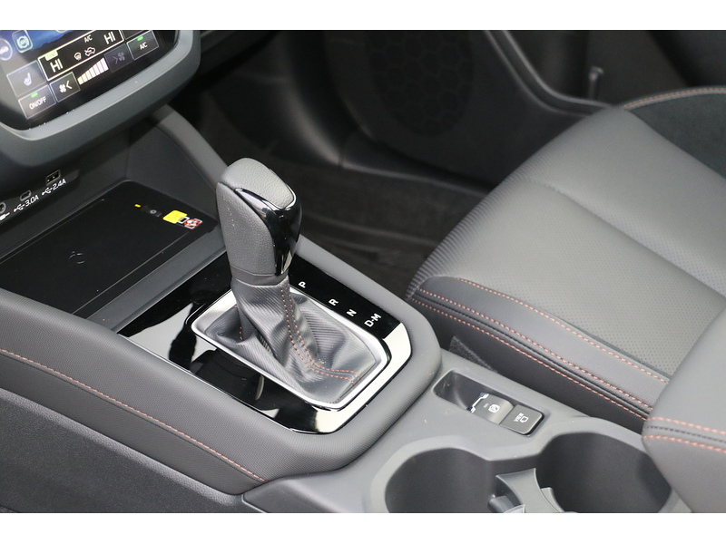 Subaru 2.0 i e-Boxer Touring SUV 5dr Petrol Hybrid Lineartronic 4WD Euro 6 (s/s) (136 ps)