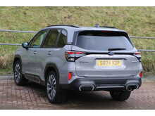 Subaru Forester i e-Boxer Touring 