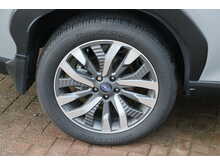 Subaru Forester i e-Boxer Touring 