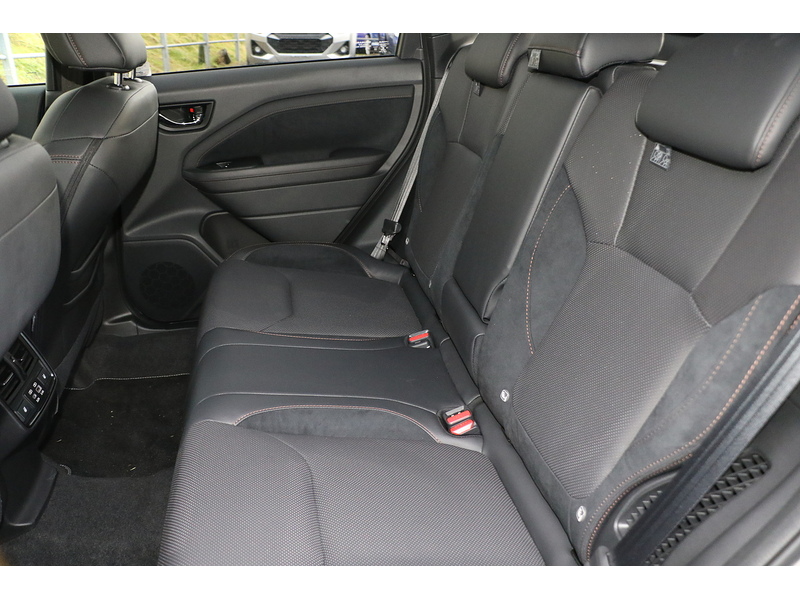 Subaru 2.0 i e-Boxer Touring SUV 5dr Petrol Hybrid Lineartronic 4WD Euro 6 (s/s) (136 ps)