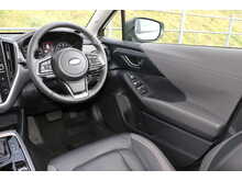 Subaru Crosstrek i e-Boxer Touring 