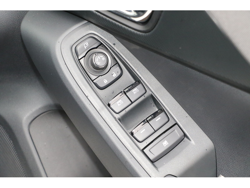 Subaru 2.0 i e-Boxer Limited SUV 5dr Petrol Hybrid Lineartronic 4WD Euro 6 (s/s) (136 ps)