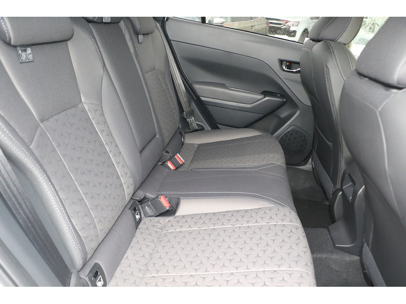 Subaru 2.0 i e-Boxer Limited SUV 5dr Petrol Hybrid Lineartronic 4WD Euro 6 (s/s) (136 ps)