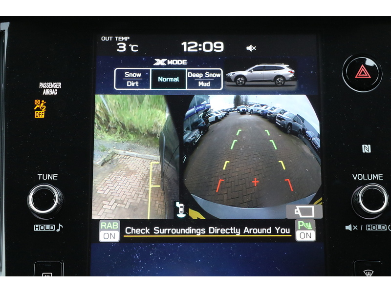 Subaru 2.5i Touring Estate 5dr Petrol Lineartronic 4WD Euro 6 (s/s) (169 ps)