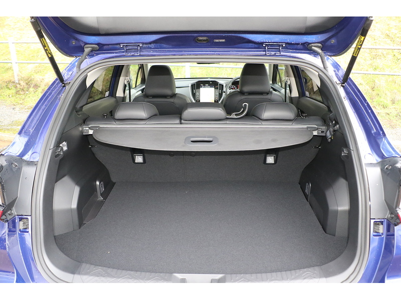 Subaru 2.0 i e-Boxer Touring SUV 5dr Petrol Hybrid Lineartronic 4WD Euro 6 (s/s) (136 ps)