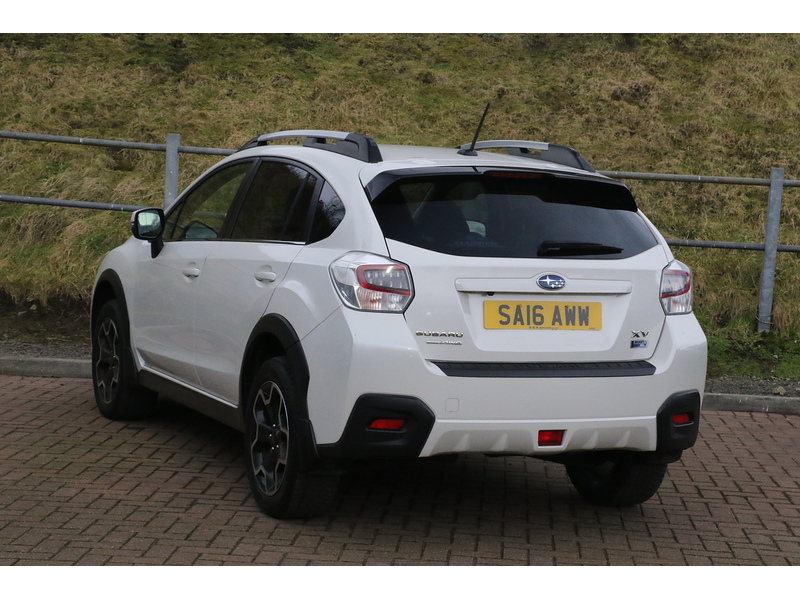 Subaru 2.0D SE Premium SUV 5dr Diesel Manual 4WD Euro 6 (147 ps)