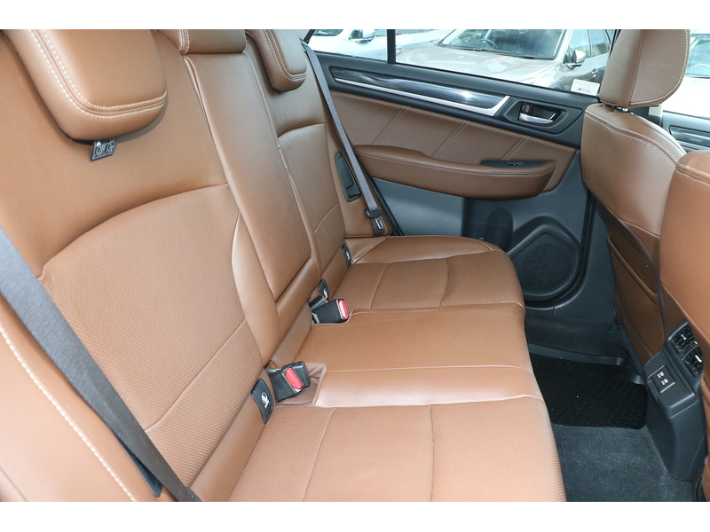 Subaru 2.5i SE Premium Estate 5dr Petrol Lineartronic 4WD Euro 6 (s/s) (175 ps)