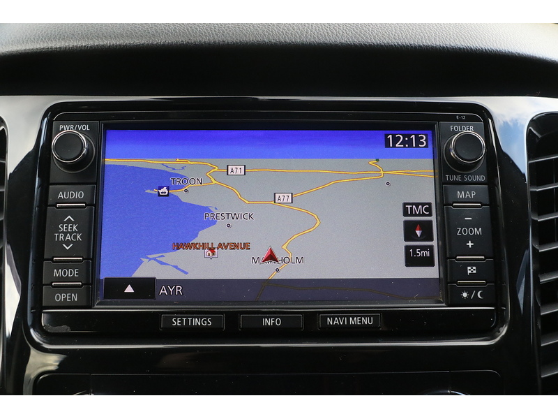 Mitsubishi 2.4 DI-D DC Warrior Pickup Double Cab 4dr Diesel Manual 4WD Euro 5 (178 ps)