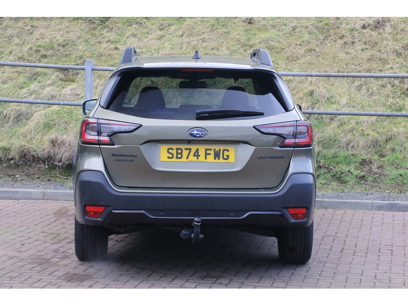 Subaru 2.5i Field Estate 5dr Petrol Lineartronic 4WD Euro 6 (s/s) (169 ps)