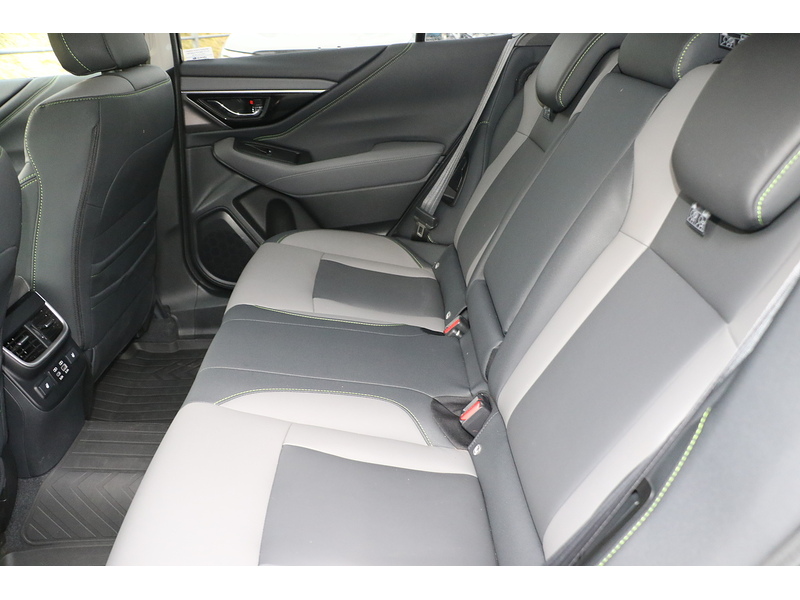 Subaru 2.5i Field Estate 5dr Petrol Lineartronic 4WD Euro 6 (s/s) (169 ps)