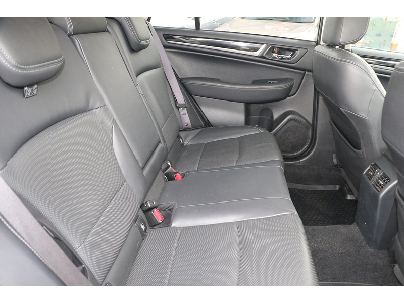 Subaru 2.0D SE Premium Estate 5dr Diesel Lineartronic 4WD Euro 6 (150 ps)