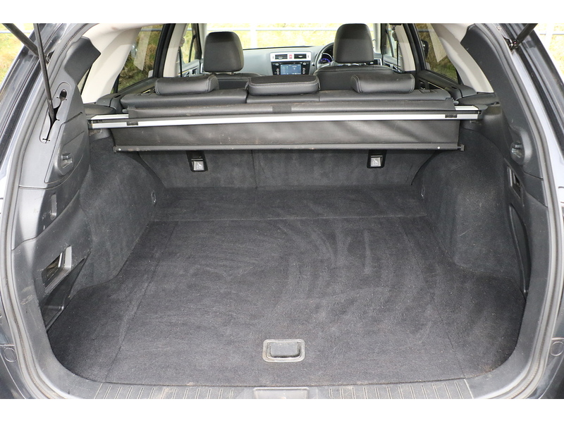 Subaru 2.0D SE Premium Estate 5dr Diesel Lineartronic 4WD Euro 6 (150 ps)