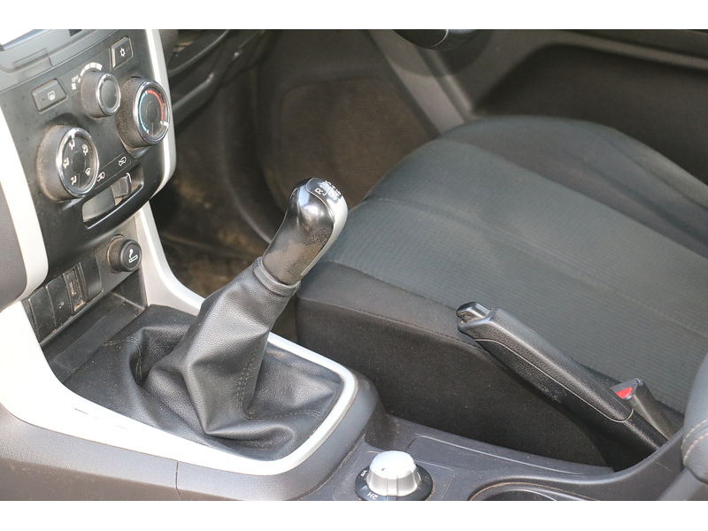 Isuzu 1.9 TD Yukon Pickup Double Cab 4dr Diesel Manual 4WD Euro 6 (164 ps)