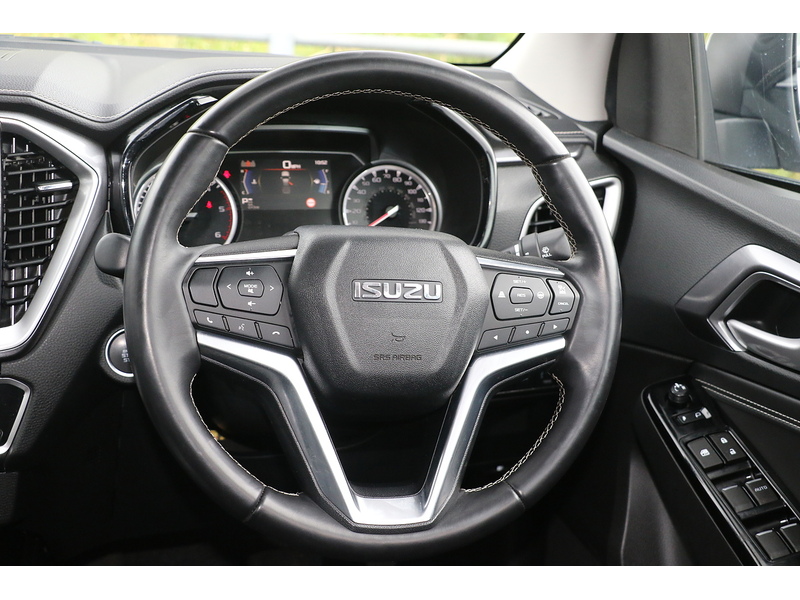 Isuzu 1.9 TD DL40 Pickup Double Cab 4dr Diesel Auto 4WD Euro 6 (s/s) (164 ps)