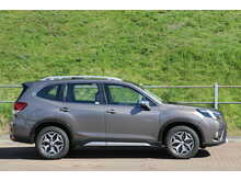 Subaru Forester i e-Boxer XE 