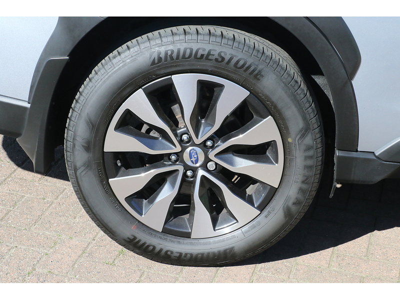 Subaru 2.5i Touring Estate 5dr Petrol Lineartronic 4WD Euro 6 (s/s) (169 ps)