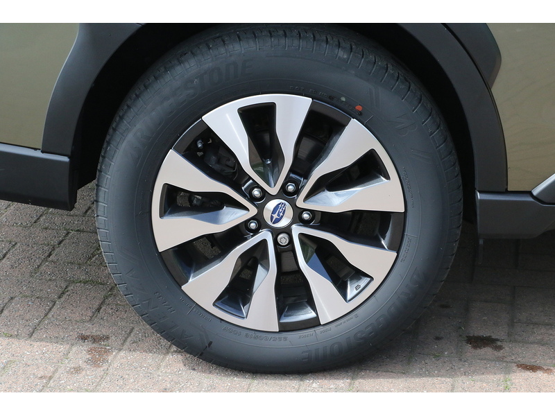 Subaru 2.5i Touring Estate 5dr Petrol Lineartronic 4WD Euro 6 (s/s) (169 ps)