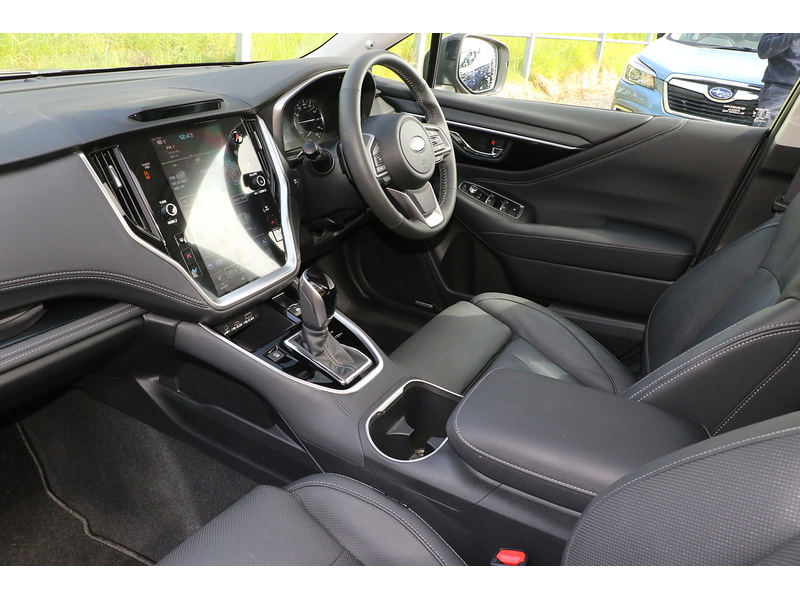 Subaru 2.5i Touring Estate 5dr Petrol Lineartronic 4WD Euro 6 (s/s) (169 ps)