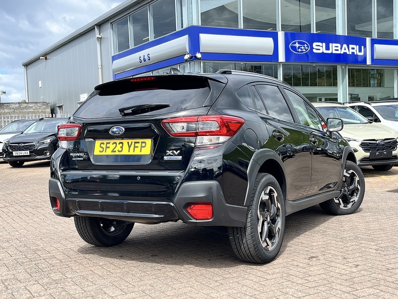 Subaru 2.0 i e-Boxer SE SUV 5dr Petrol Hybrid Lineartronic 4WD Euro 6 (s/s) (150 ps)