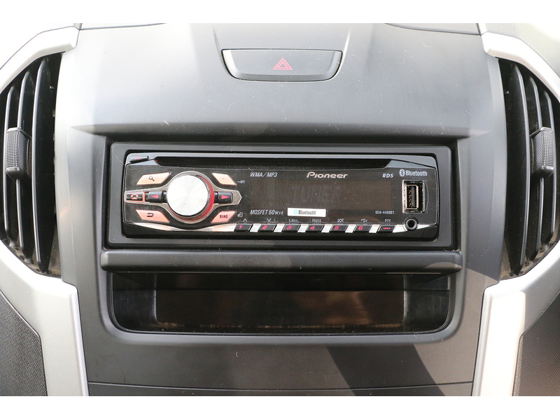 Isuzu 2.5 TD Eiger Pickup 4dr Diesel Manual 4x4 (194 g/km, 161 bhp)