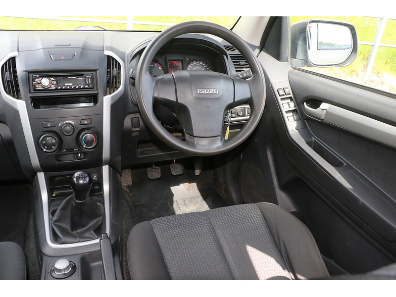 Isuzu 2.5 TD Eiger Pickup 4dr Diesel Manual 4x4 (194 g/km, 161 bhp)