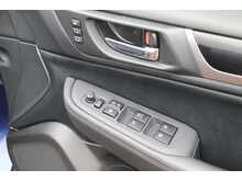 Subaru Outback i SE Premium 