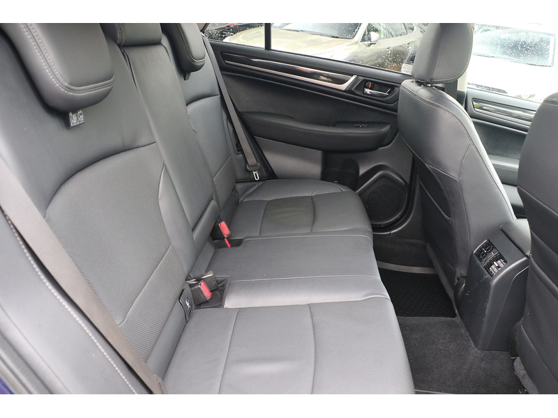 Subaru 2.5i SE Premium Estate 5dr Petrol Lineartronic 4WD Euro 6 (s/s) (175 ps)