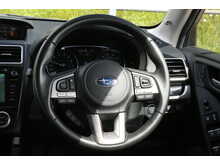 Subaru Forester i XE Premium 