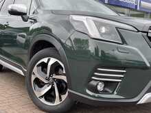 Subaru Forester i e-Boxer XE Premium 