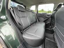 Subaru Forester i e-Boxer XE Premium 