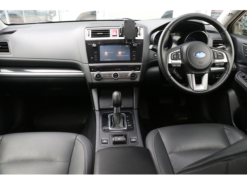 Subaru 2.5i SE Premium Estate 5dr Petrol Lineartronic 4WD Euro 6 (s/s) (175 ps)