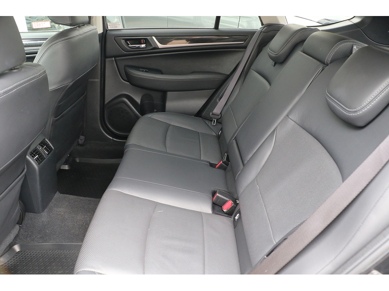 Subaru 2.5i SE Premium Estate 5dr Petrol Lineartronic 4WD Euro 6 (s/s) (175 ps)