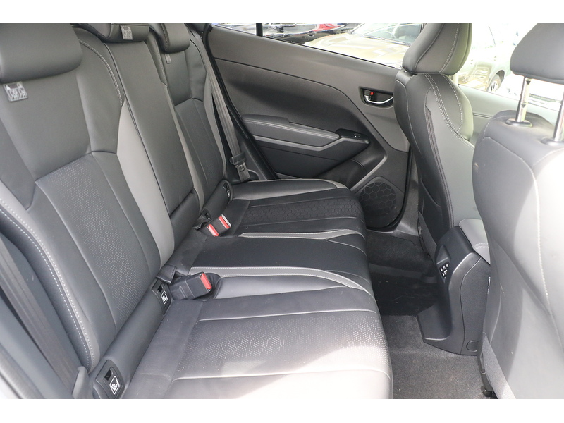 Subaru 2.0 i e-Boxer Touring SUV 5dr Petrol Hybrid Lineartronic 4WD Euro 6 (s/s) (136 ps)