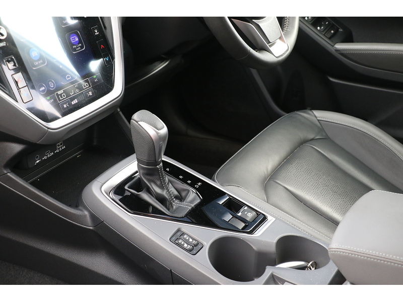 Subaru 2.0 i e-Boxer Touring SUV 5dr Petrol Hybrid Lineartronic 4WD Euro 6 (s/s) (136 ps)