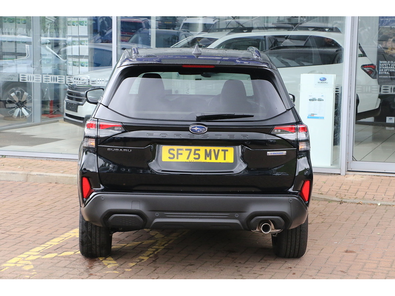 Subaru 2.0 i e-Boxer Touring SUV 5dr Petrol Hybrid Lineartronic 4WD Euro 6 (s/s) (136 ps)