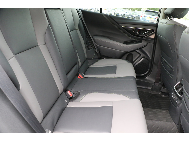Subaru 2.5i Field Estate 5dr Petrol Lineartronic 4WD Euro 6 (s/s) (169 ps)
