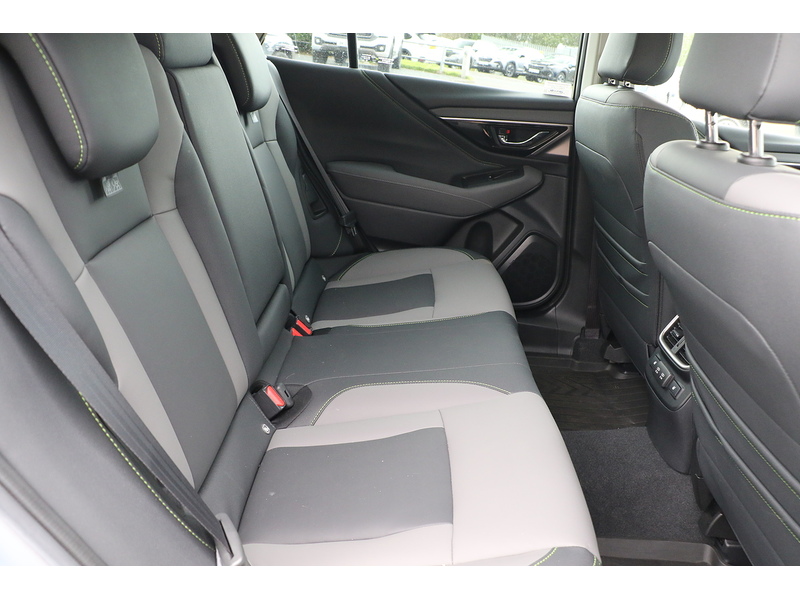 Subaru 2.5i Field Estate 5dr Petrol Lineartronic 4WD Euro 6 (s/s) (169 ps)
