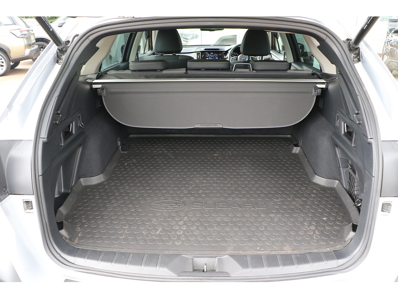 Subaru 2.5i Field Estate 5dr Petrol Lineartronic 4WD Euro 6 (s/s) (169 ps)