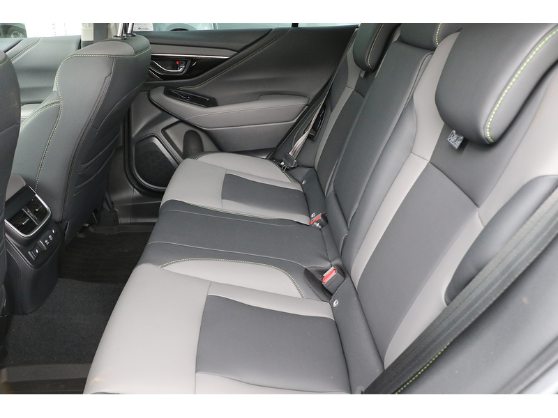 Subaru 2.5i Field Estate 5dr Petrol Lineartronic 4WD Euro 6 (s/s) (169 ps)