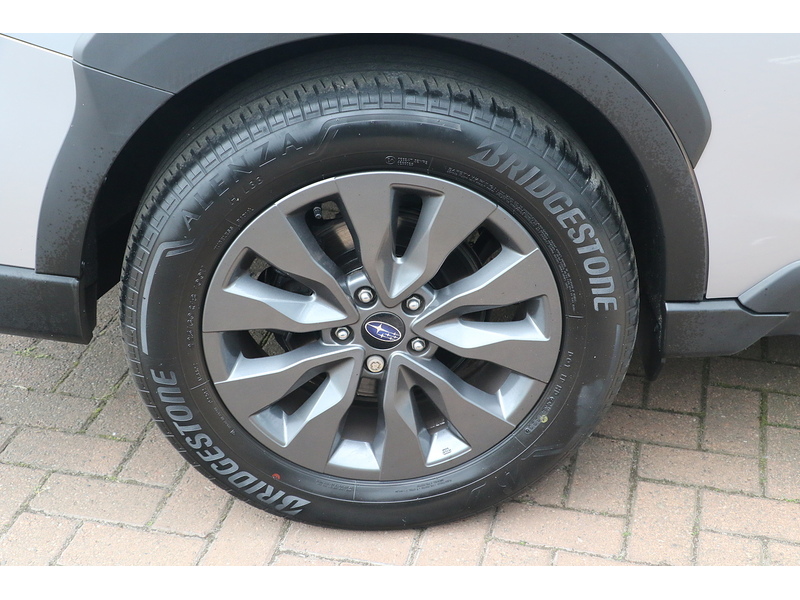 Subaru 2.5i Limited Estate 5dr Petrol Lineartronic 4WD Euro 6 (s/s) (169 ps)