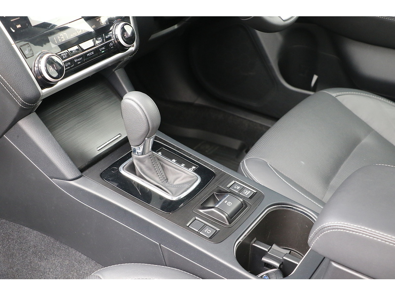 Subaru 2.5i SE Premium Estate 5dr Petrol Lineartronic 4WD Euro 6 (s/s) (175 ps)