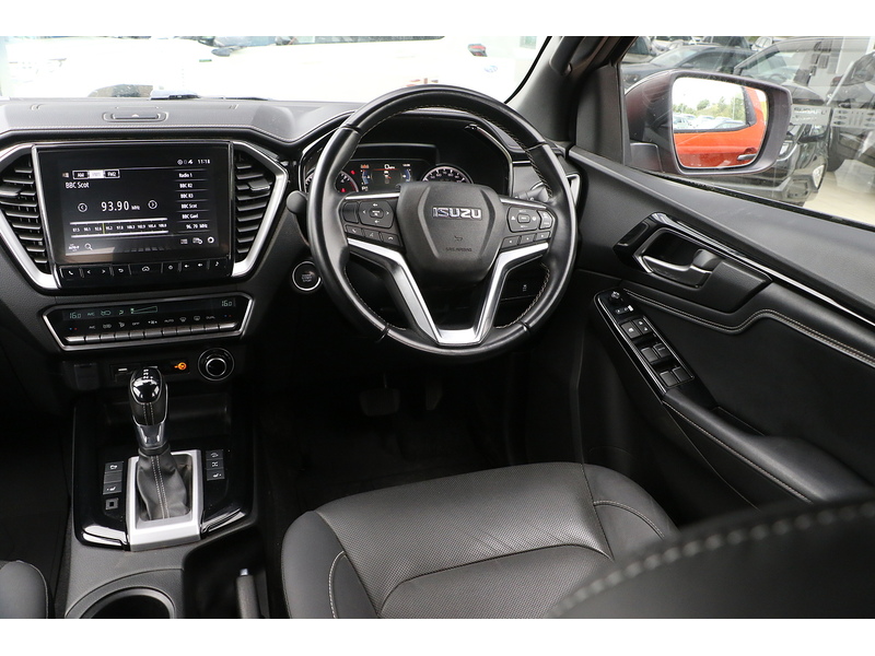 Isuzu 1.9 TD V-Cross Pickup Double Cab 4dr Diesel Auto 4WD Euro 6 (s/s) (164 ps)