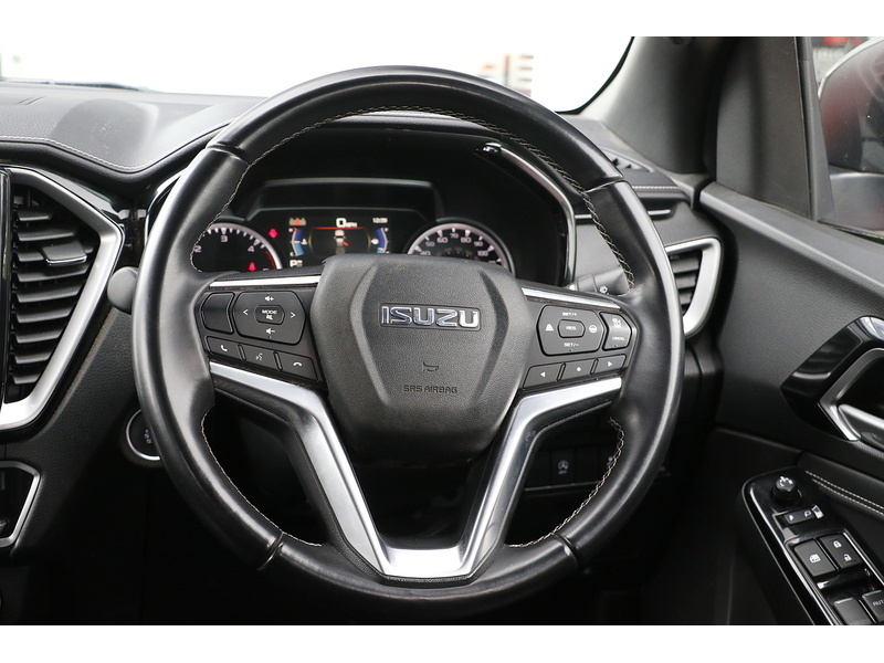 Isuzu 1.9 TD V-Cross Pickup Double Cab 4dr Diesel Auto 4WD Euro 6 (s/s) (164 ps)