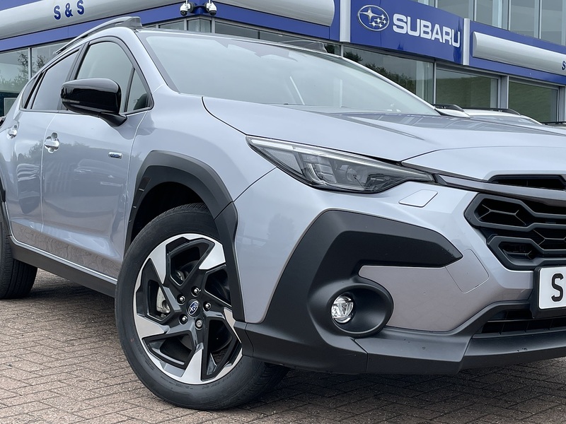 Subaru 2.0 i e-Boxer Touring SUV 5dr Petrol Hybrid Lineartronic 4WD Euro 6 (s/s) (136 ps)