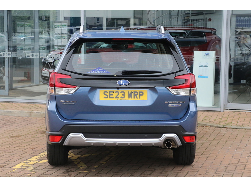 Subaru 2.0 i e-Boxer XE SUV 5dr Petrol Hybrid Lineartronic 4WD Euro 6 (s/s) (150 ps)
