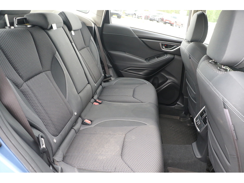 Subaru 2.0 i e-Boxer XE SUV 5dr Petrol Hybrid Lineartronic 4WD Euro 6 (s/s) (150 ps)