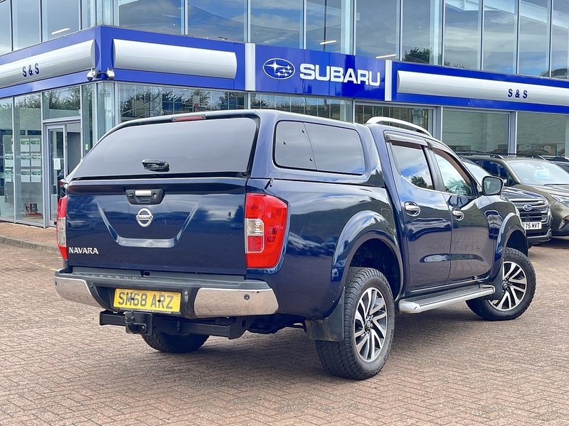 Nissan 2.3 dCi Tekna Pickup Double Cab 4dr Diesel Manual 4WD Euro 6 (s/s) (190 ps)