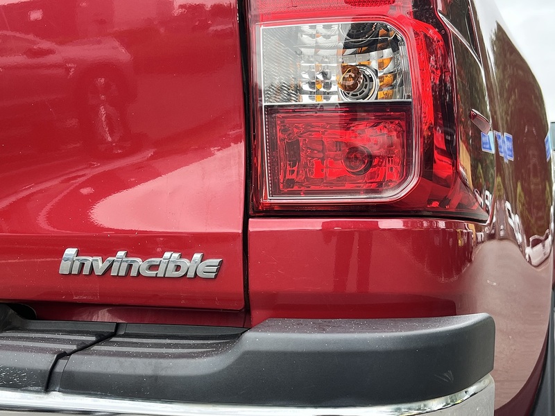 Toyota 2.4 D-4D Invincible Pickup Double Cab 4dr Diesel Manual 4WD Euro 6 (s/s) (TSS) (150 ps)