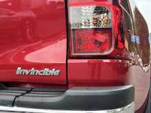Toyota Hilux D-4D Invincible 